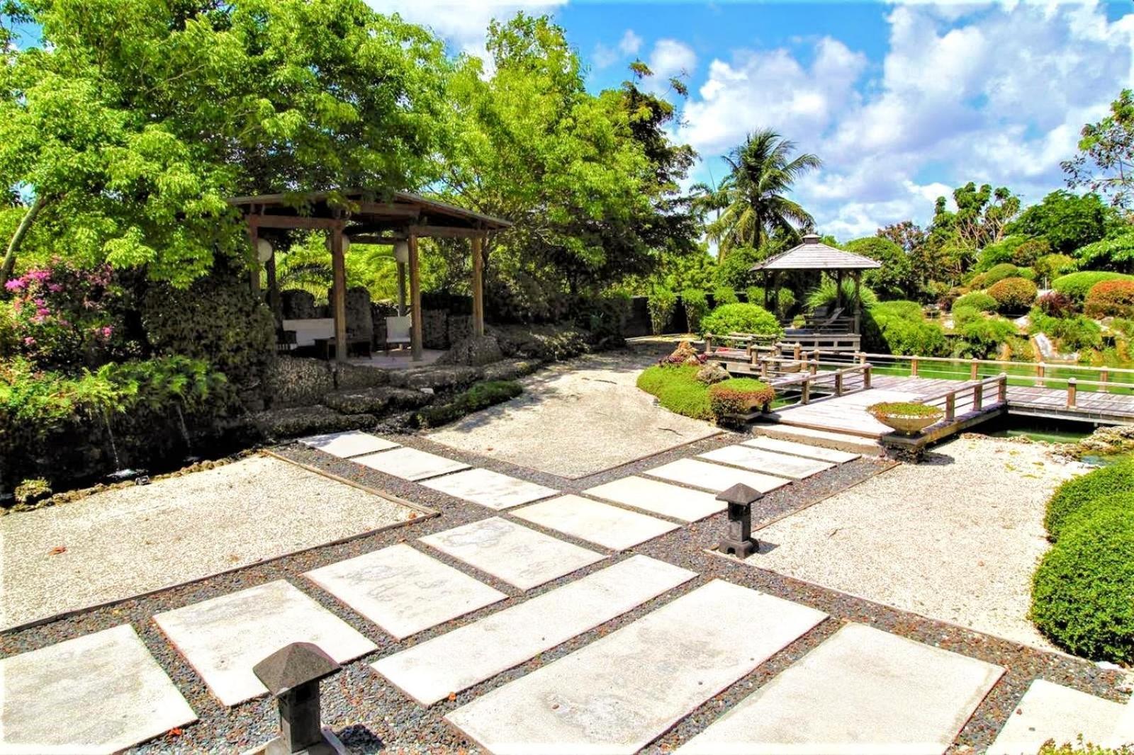 Villa Magical Wonderkoi House In A Japanese Koi Garden à Miami Extérieur photo