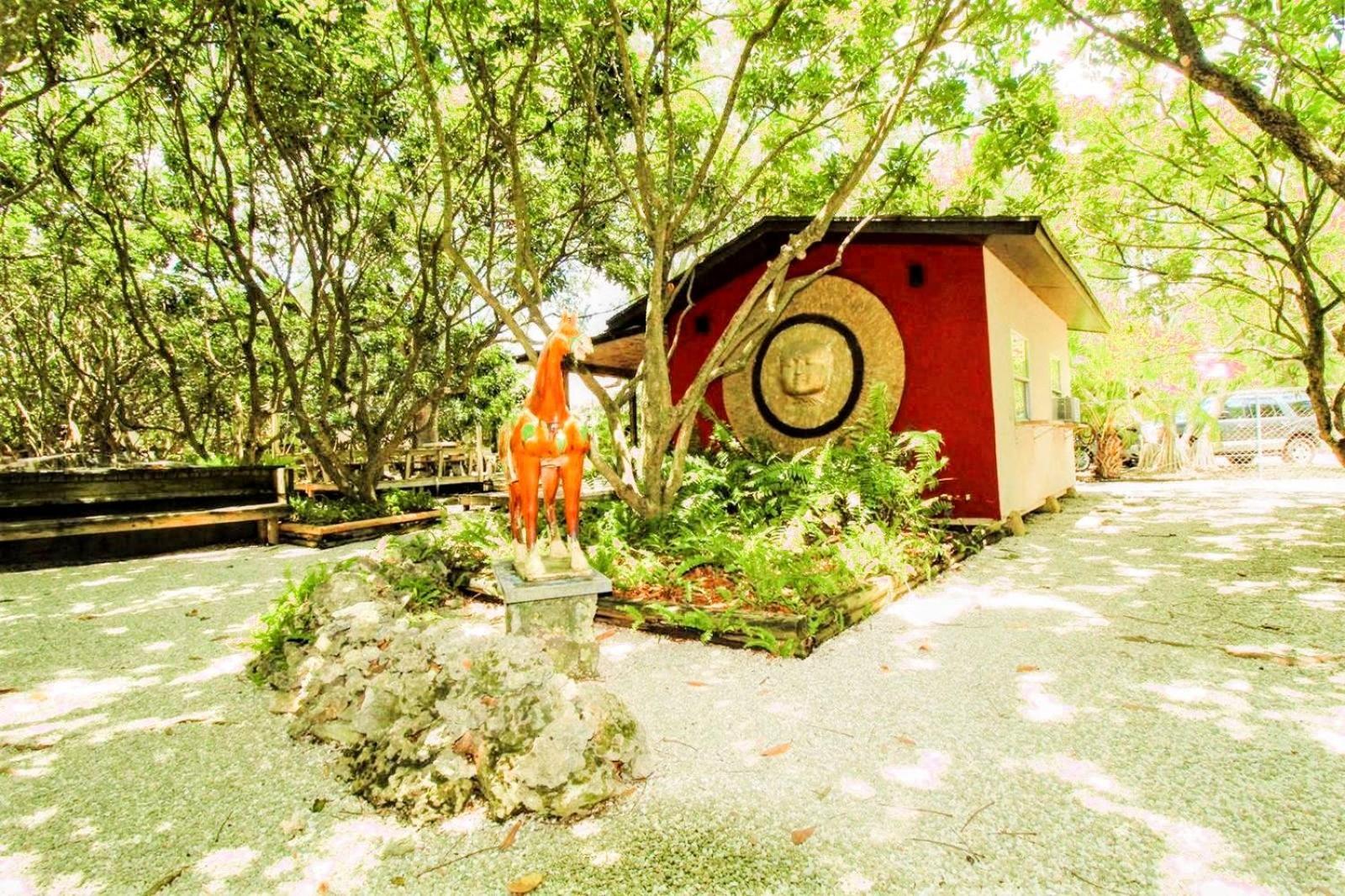 Villa Magical Wonderkoi House In A Japanese Koi Garden à Miami Extérieur photo