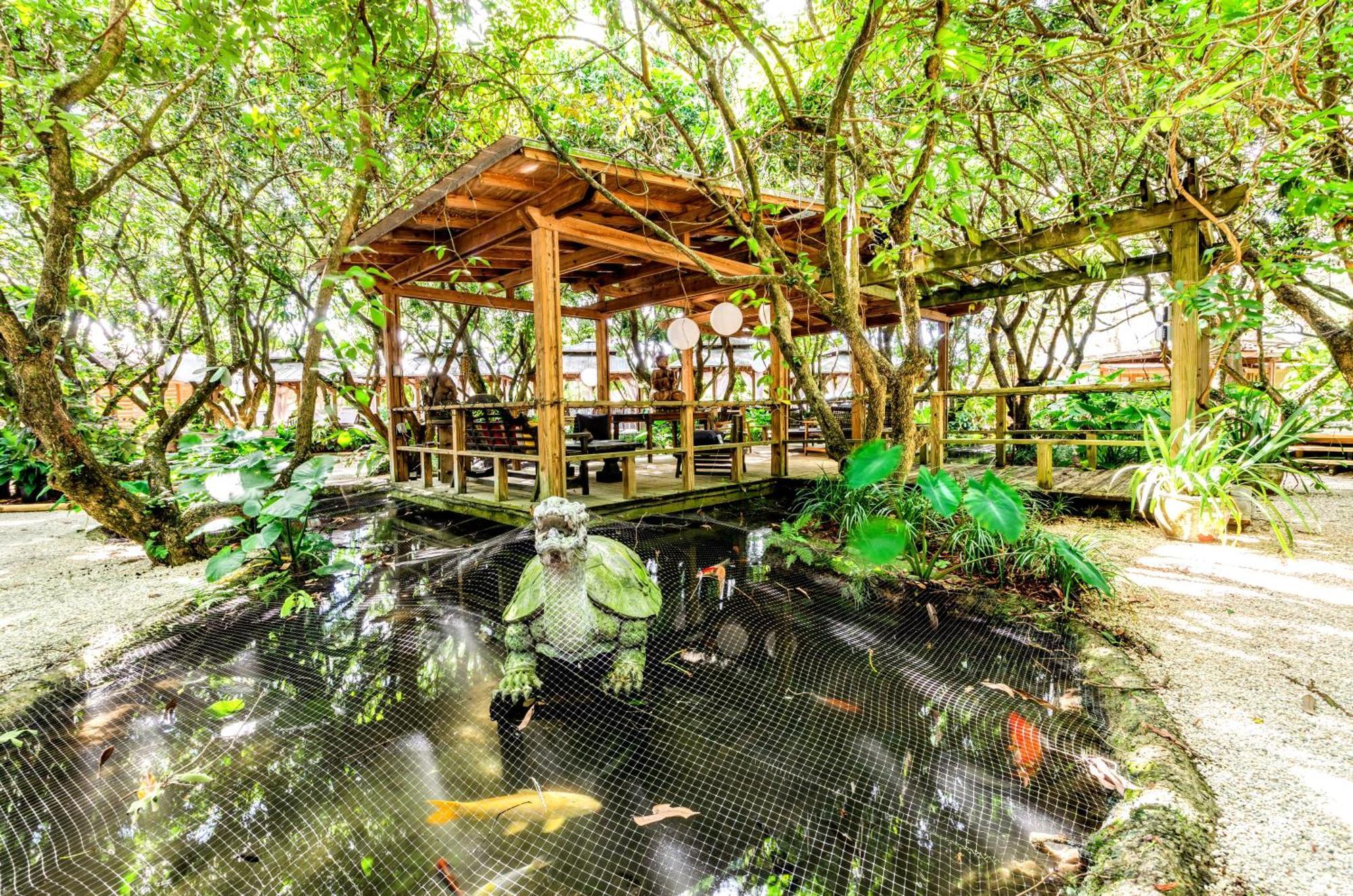 Villa Magical Wonderkoi House In A Japanese Koi Garden à Miami Extérieur photo